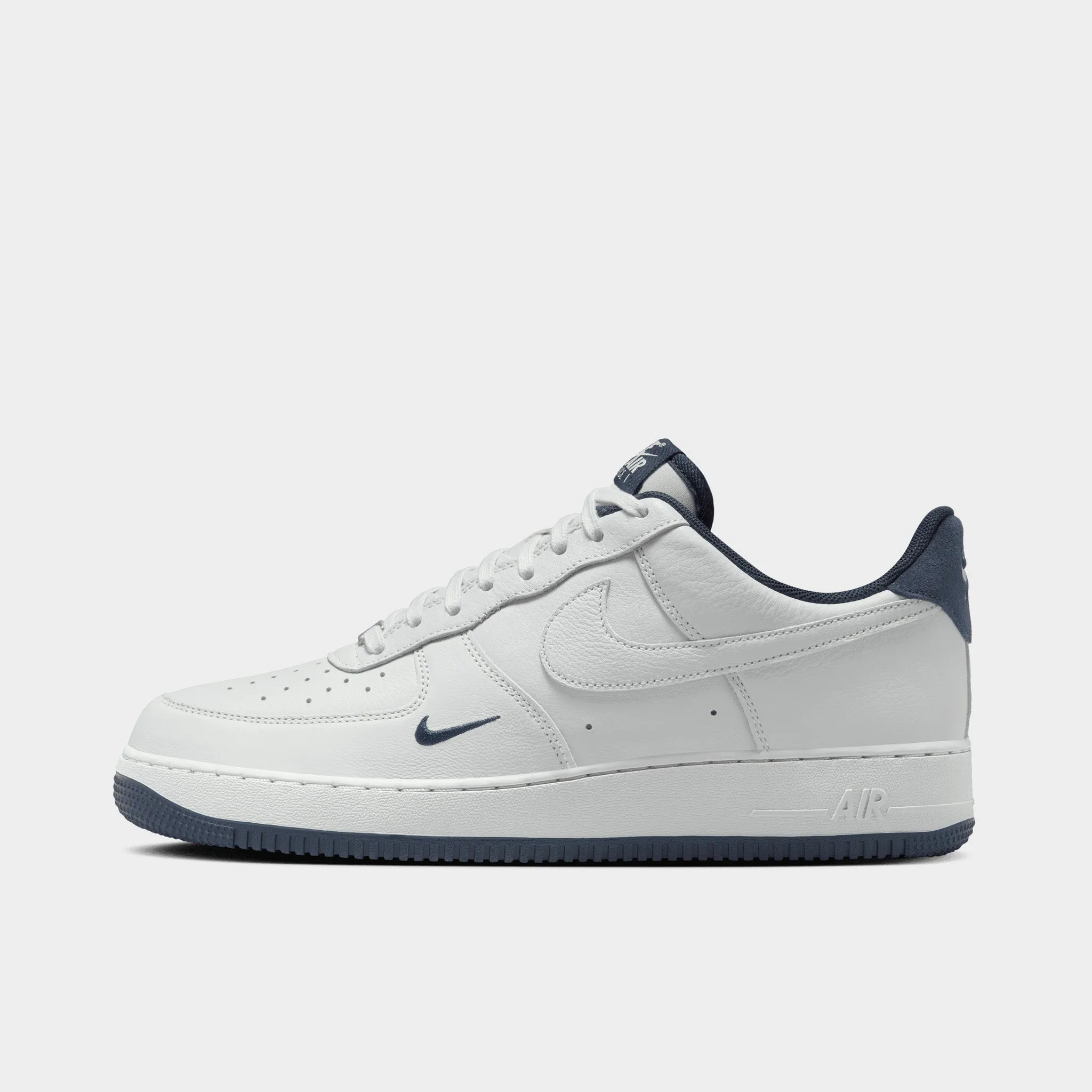 Nike Air Force 1 '07 LV8 Photon Dust / Obsidian