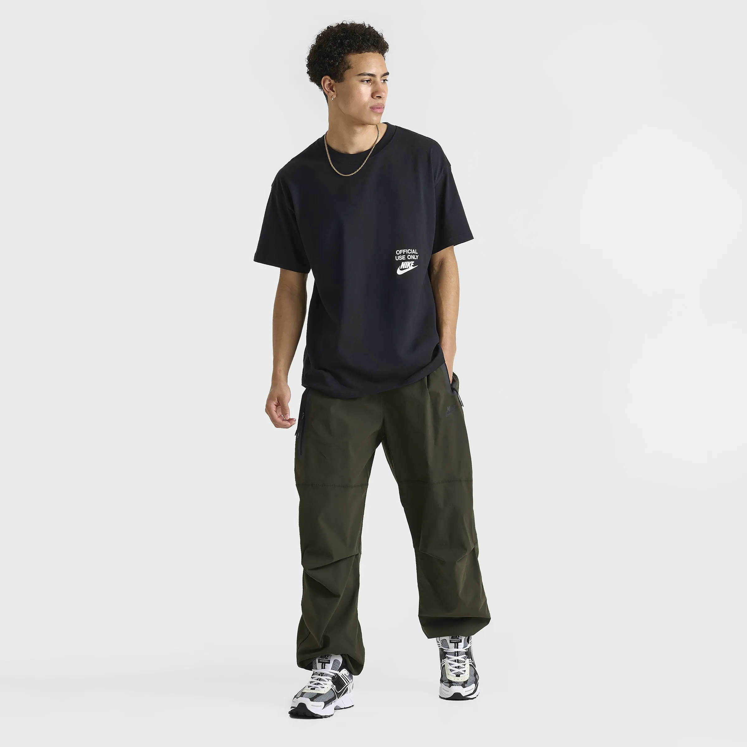Nike Sportswear Remix Graphic T-Shirt / Black