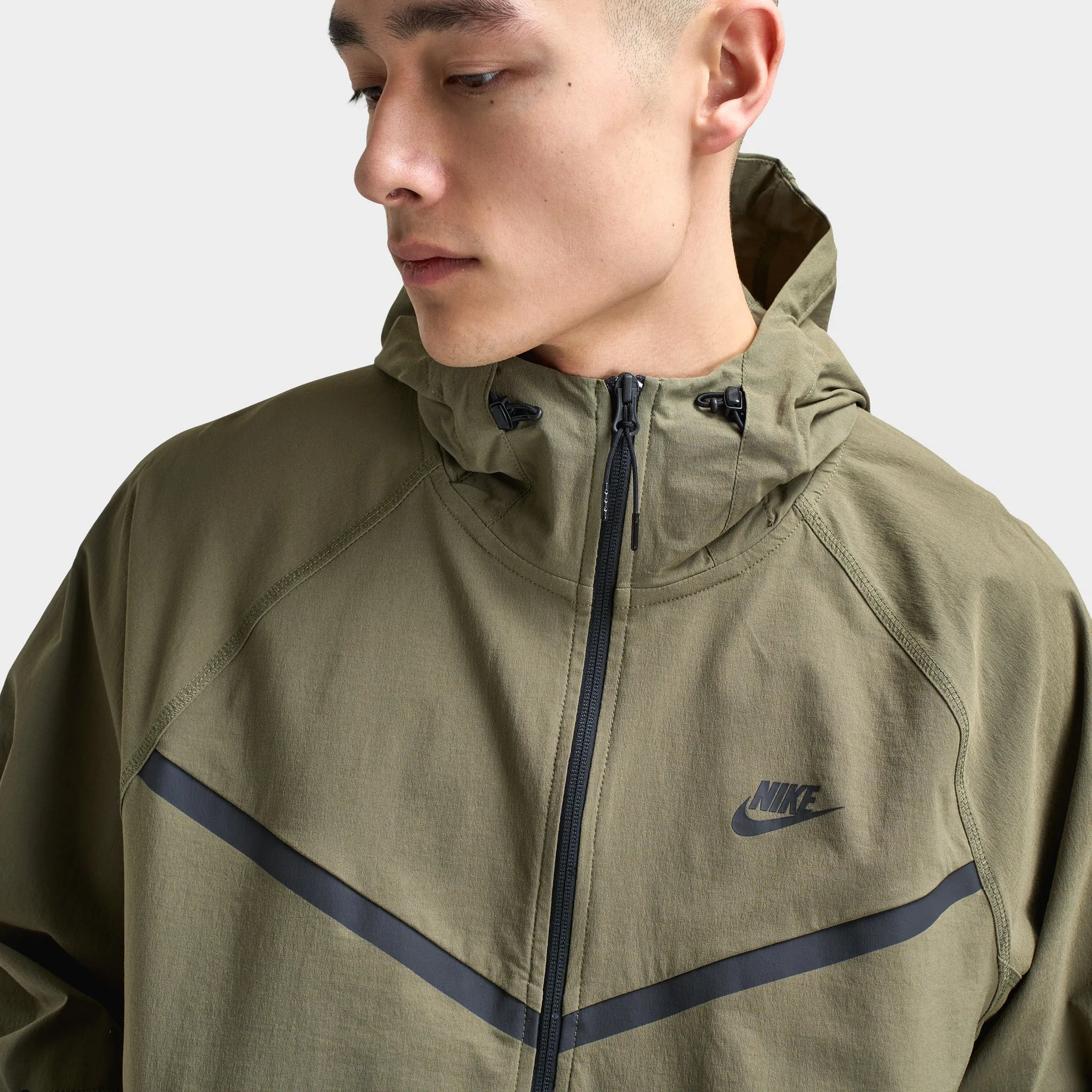 Nike Tech Woven Full-Zip Windrunner Jacket Medium Olive / Medium Olive - Black