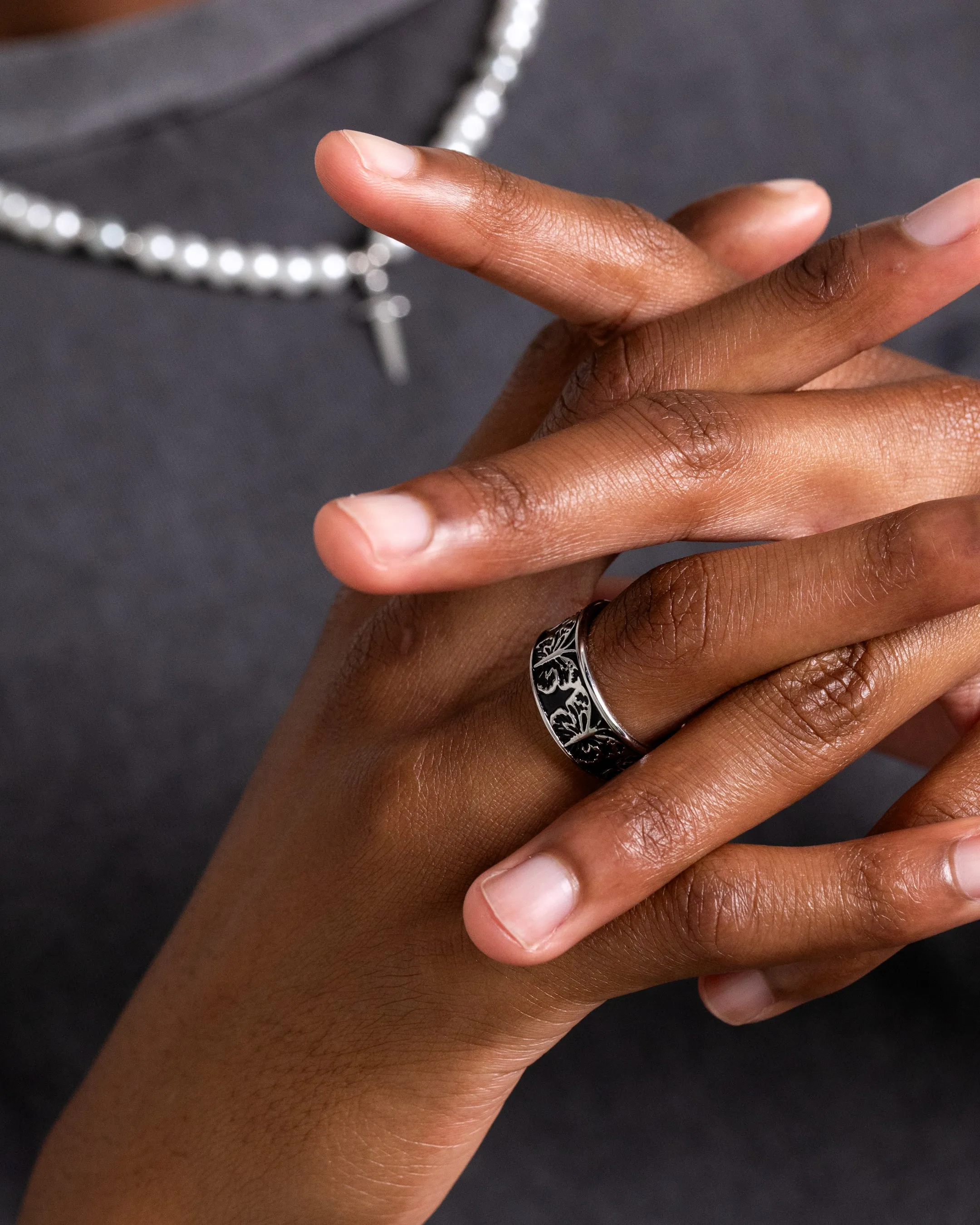 NXS Butterfly Band Ring Steel/Black
