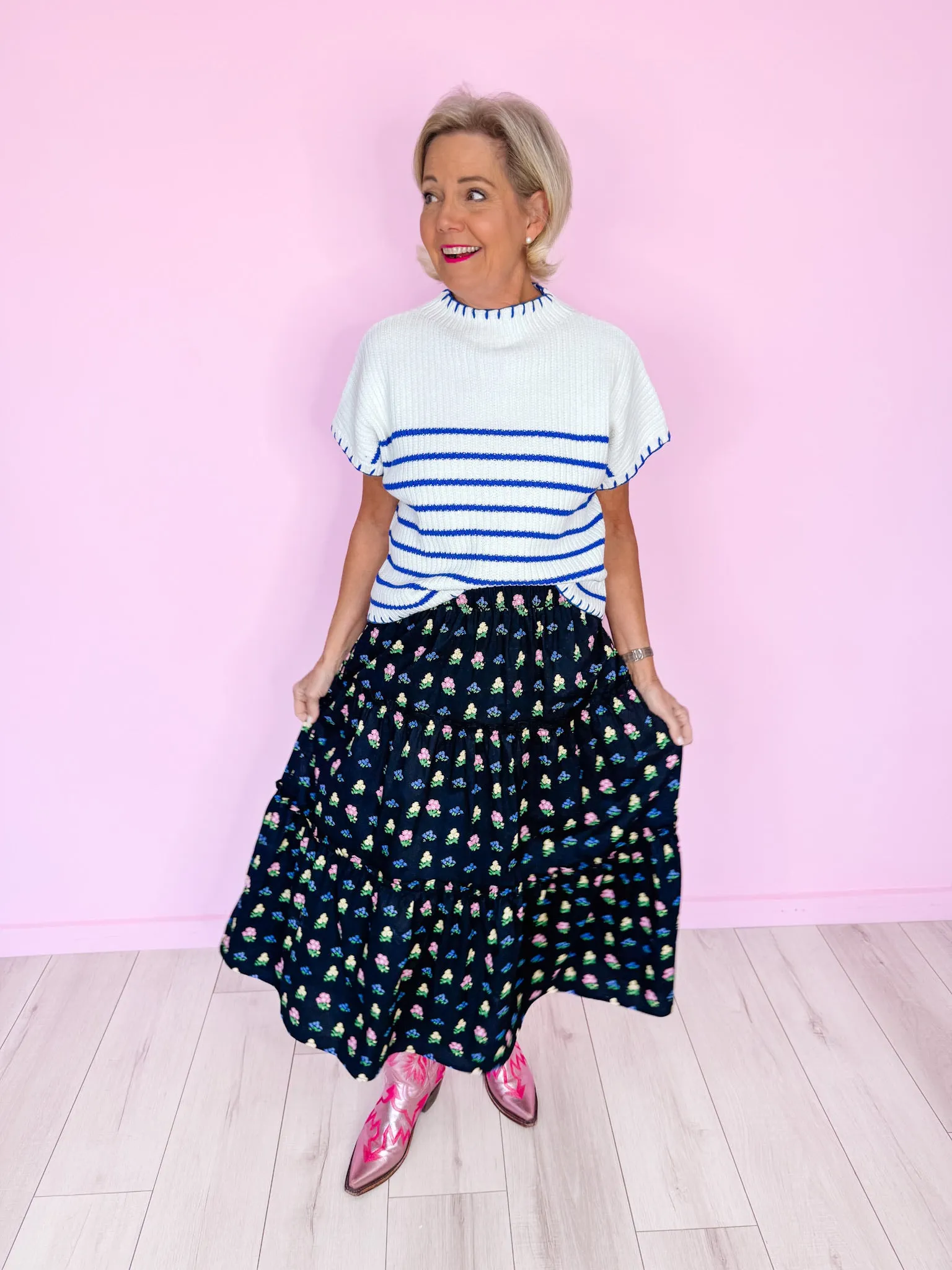 STITCHING PRETTY STRIPE SHORT SLEEVE KNIT TOP