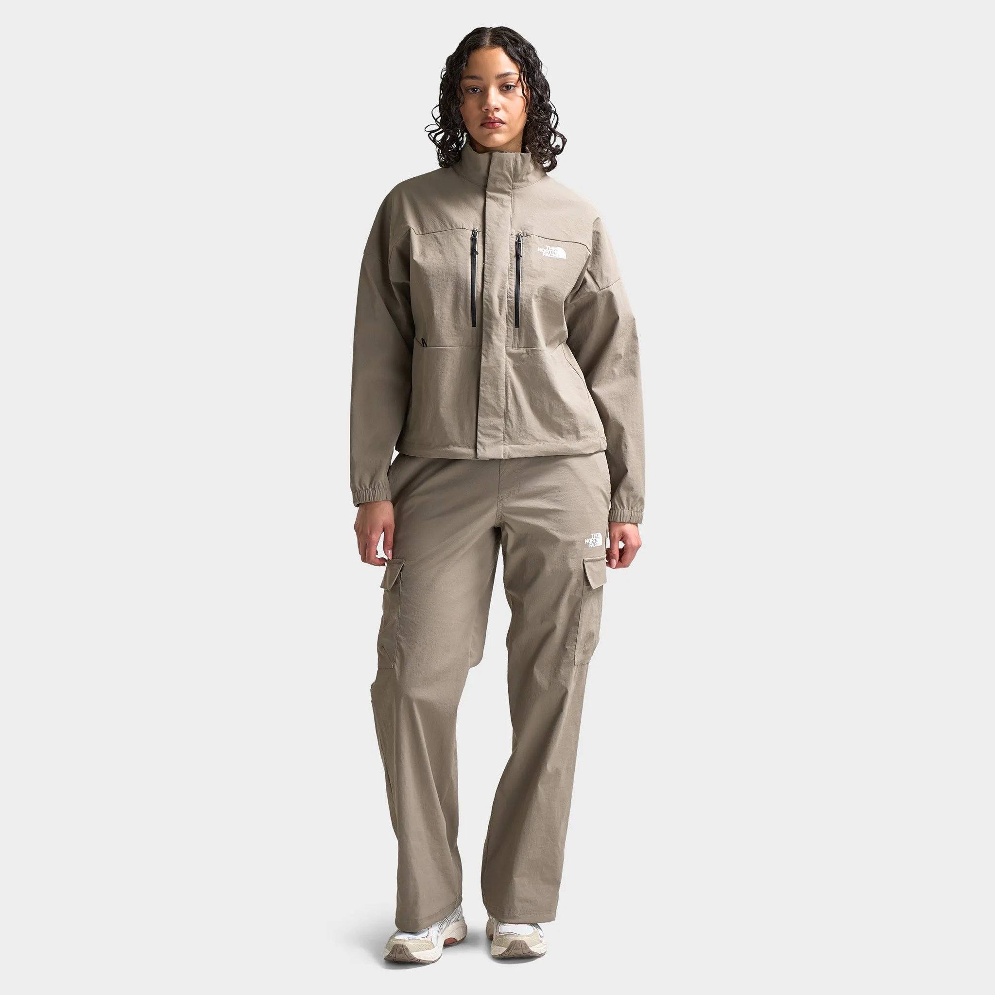 The North Face Women's Highwaist Cargo Pants / Brown