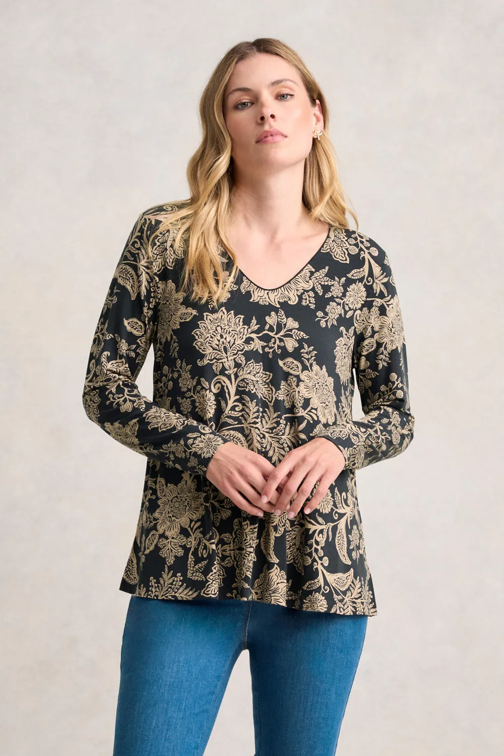 V-Neck Relaxed T-Shirt - Black & Stone Paisley
