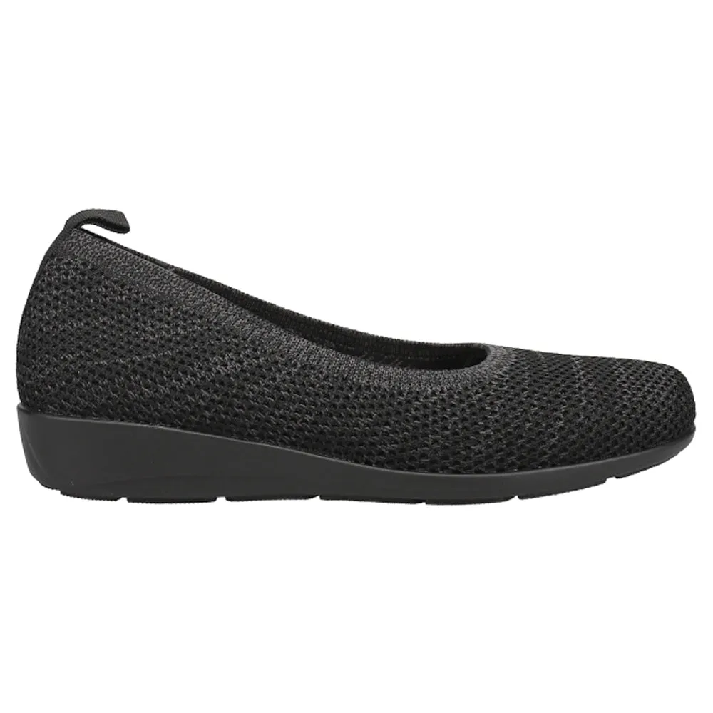 Yen Ballet Flats